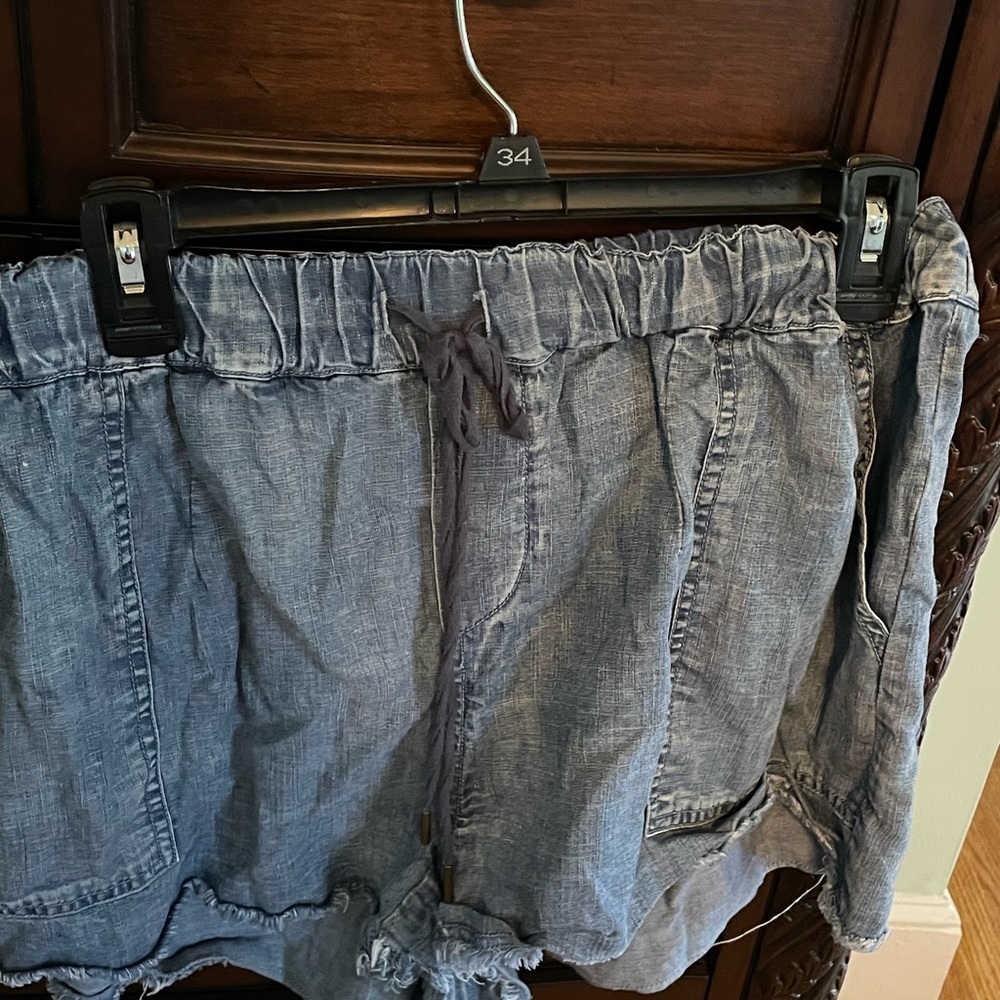 Matilda Jane Jean shorts size medium